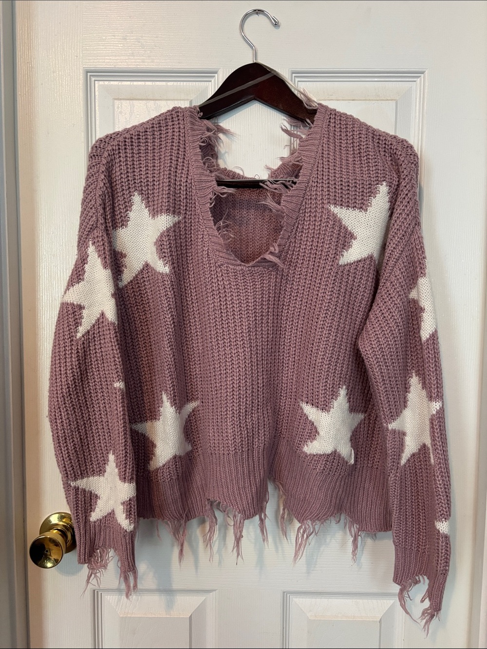 Fun and Comfy Frayed Star Mauve Sweater